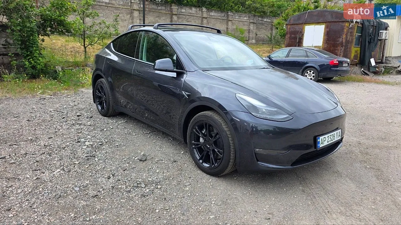 2024 Tesla Model Y - мініатюра 23