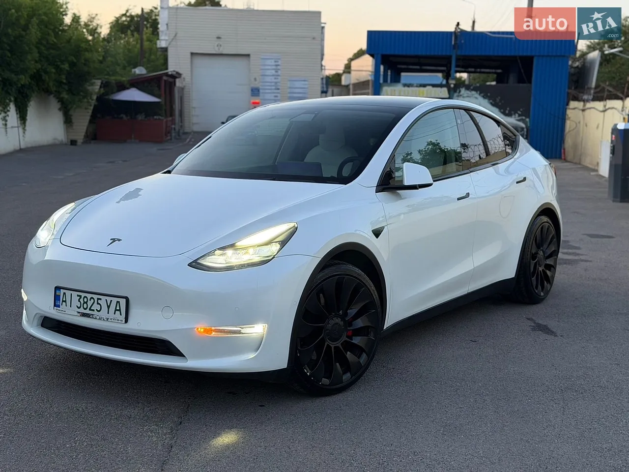 2022 Tesla Model Y - мініатюра 26