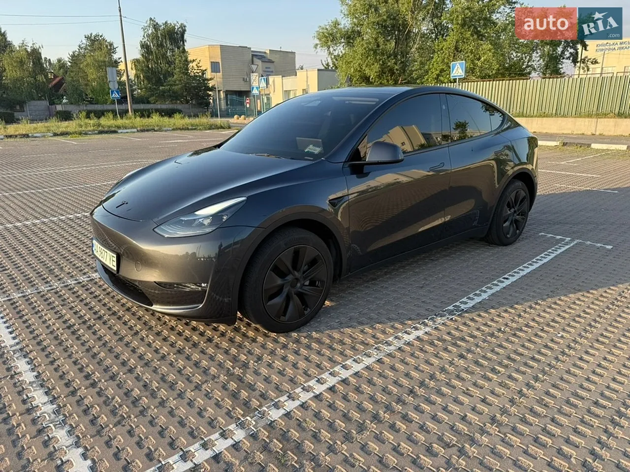 2025 Tesla Model Y - мініатюра 54
