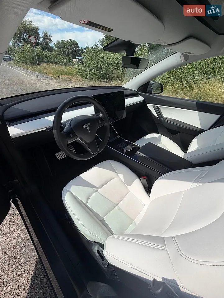 2020 Tesla Model Y - мініатюра 16