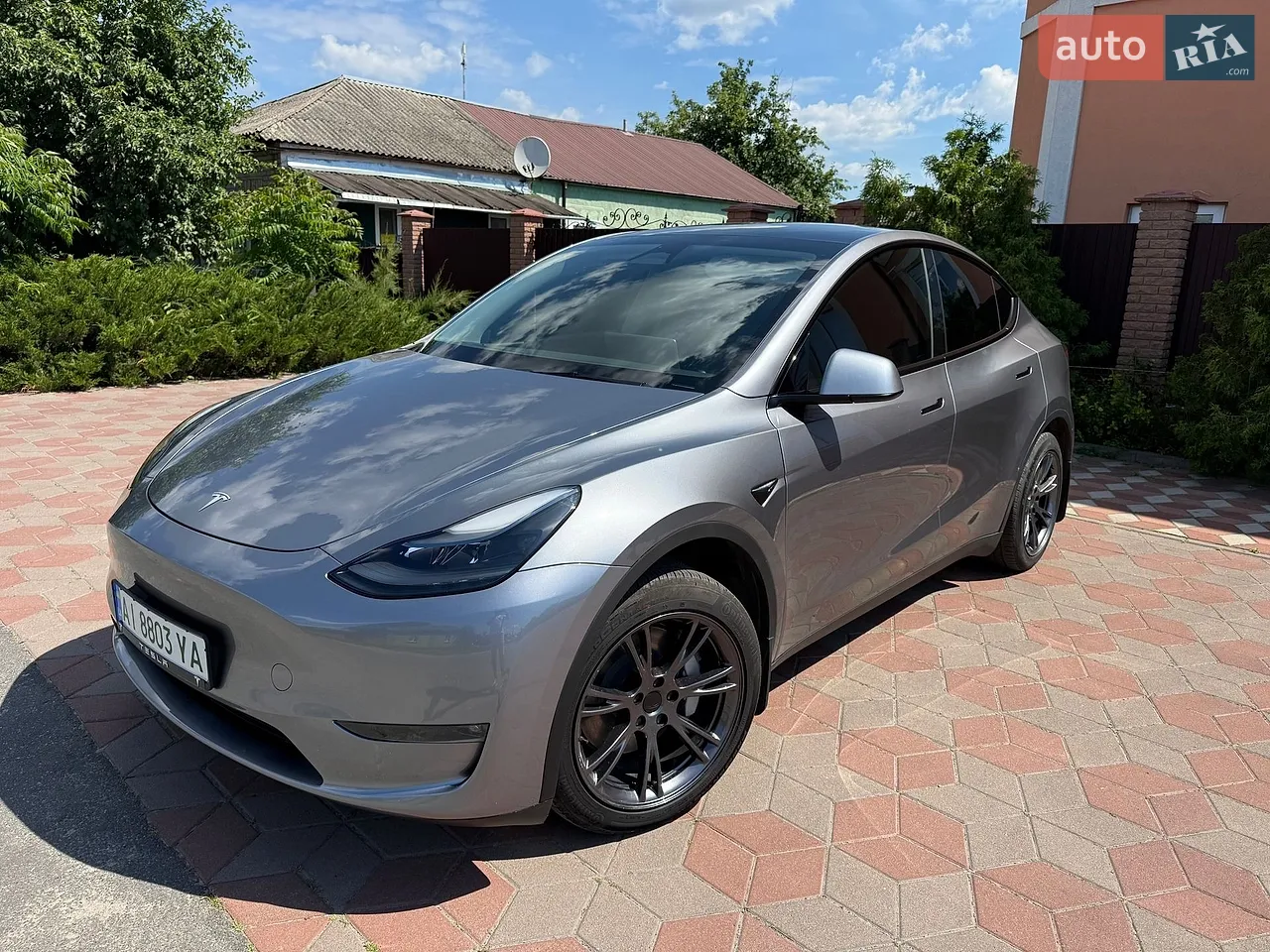 2024 Tesla Model Y - мініатюра 18