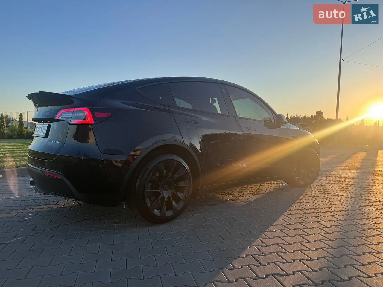 2022 Tesla Model Y - мініатюра 19