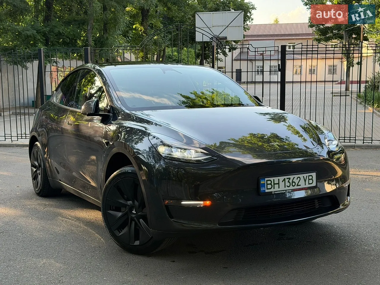 2024 Tesla Model Y - мініатюра 28
