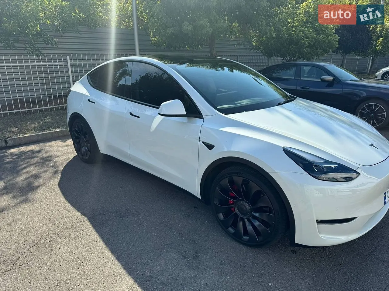 2022 Tesla Model Y - мініатюра 19