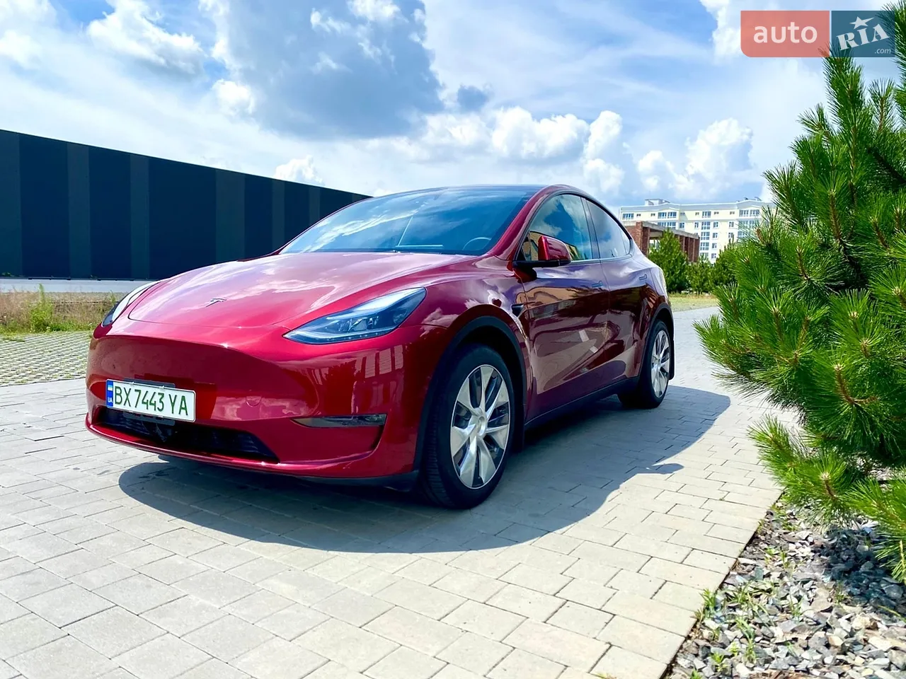 2024 Tesla Model Y - мініатюра 21