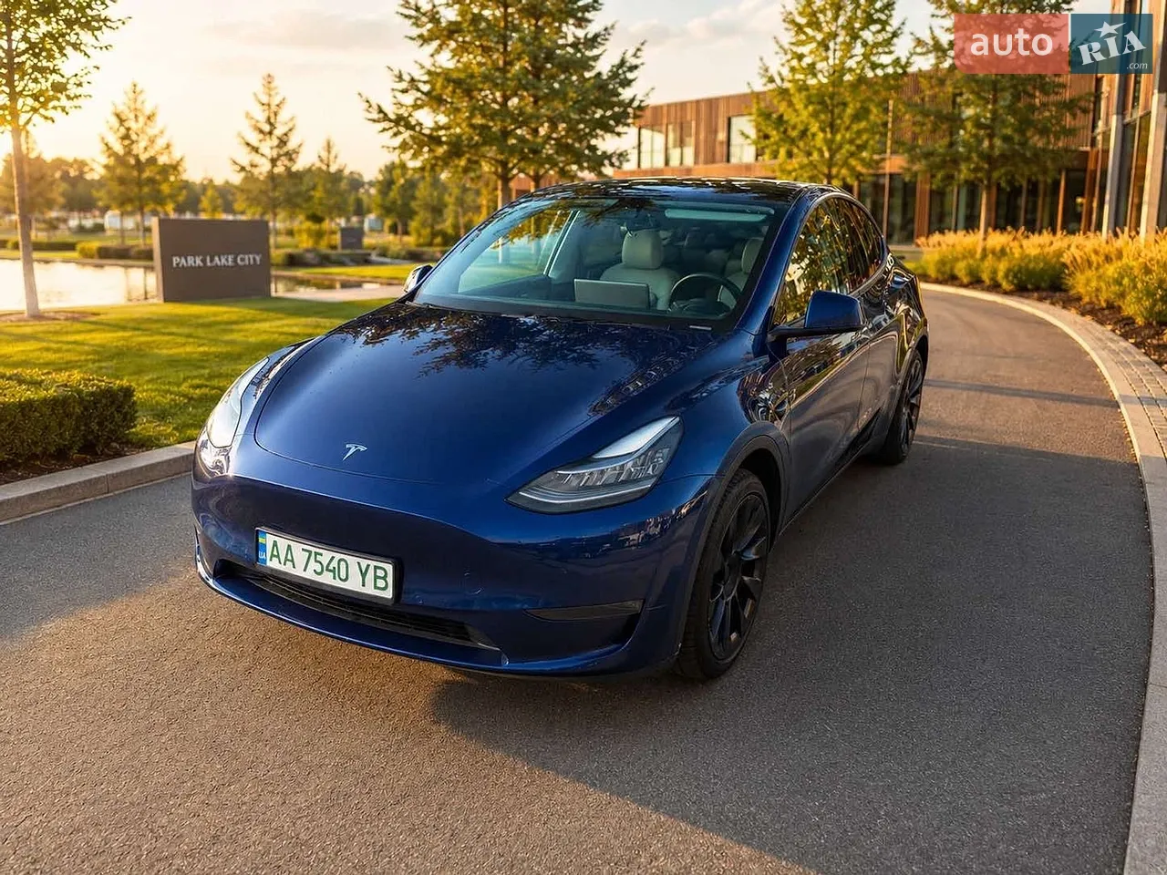 2020 Tesla Model Y - мініатюра 32