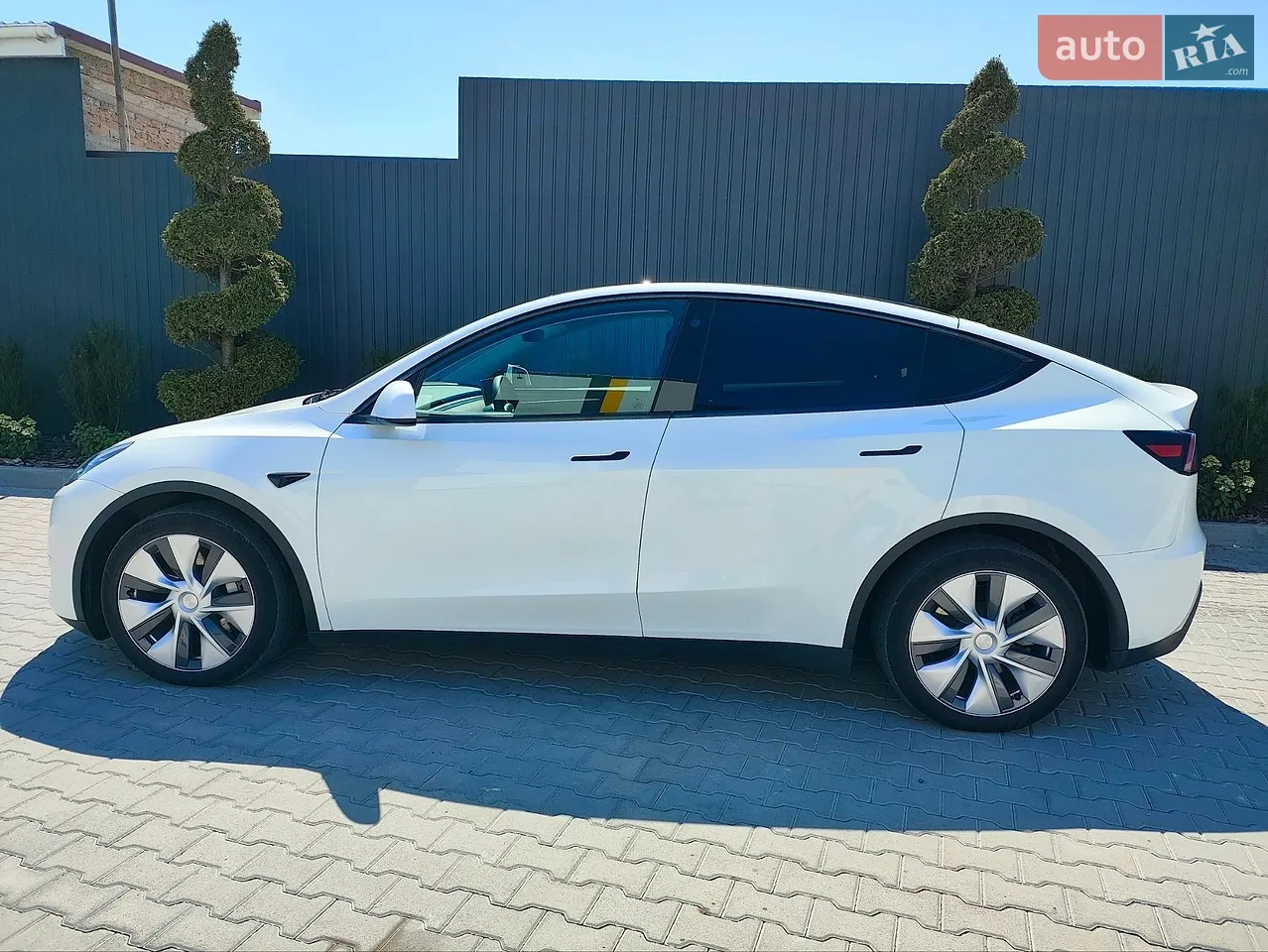 2023 Tesla Model Y - мініатюра 24