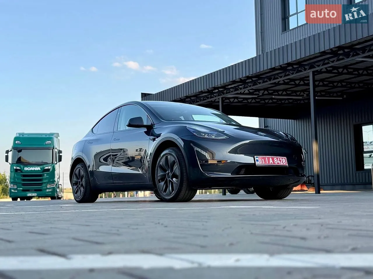 2025 Tesla Model Y - мініатюра 124