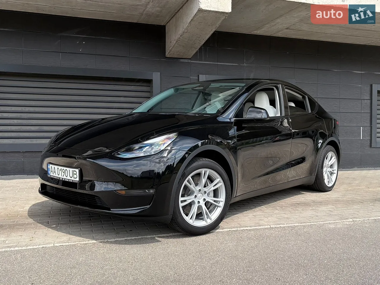2023 Tesla Model Y - мініатюра 27