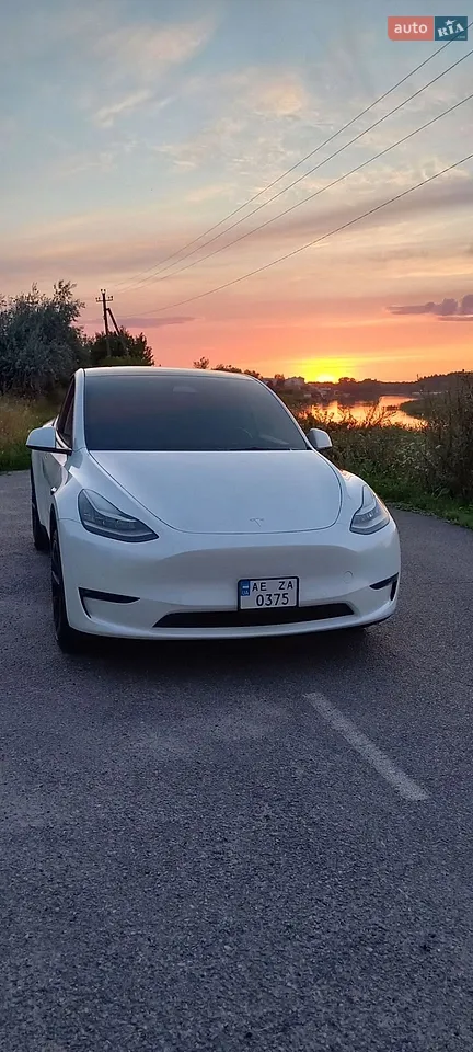 2022 Tesla Model Y - мініатюра 23