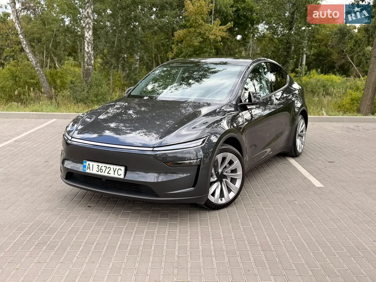 2025 Tesla Model Y - мініатюра 37