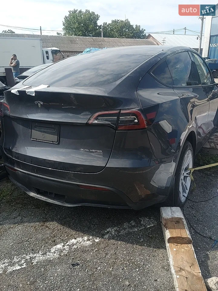 2022 Tesla Model Y - мініатюра 10