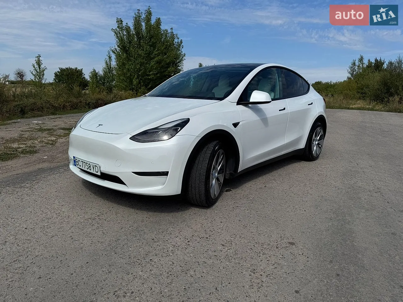 2022 Tesla Model Y - мініатюра 11