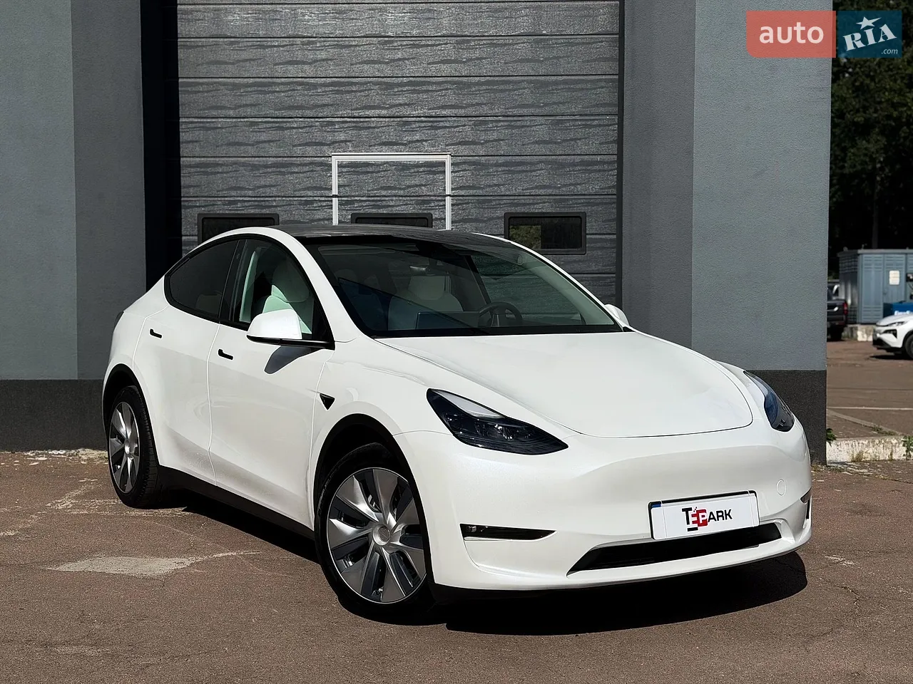 2023 Tesla Model Y - мініатюра 38