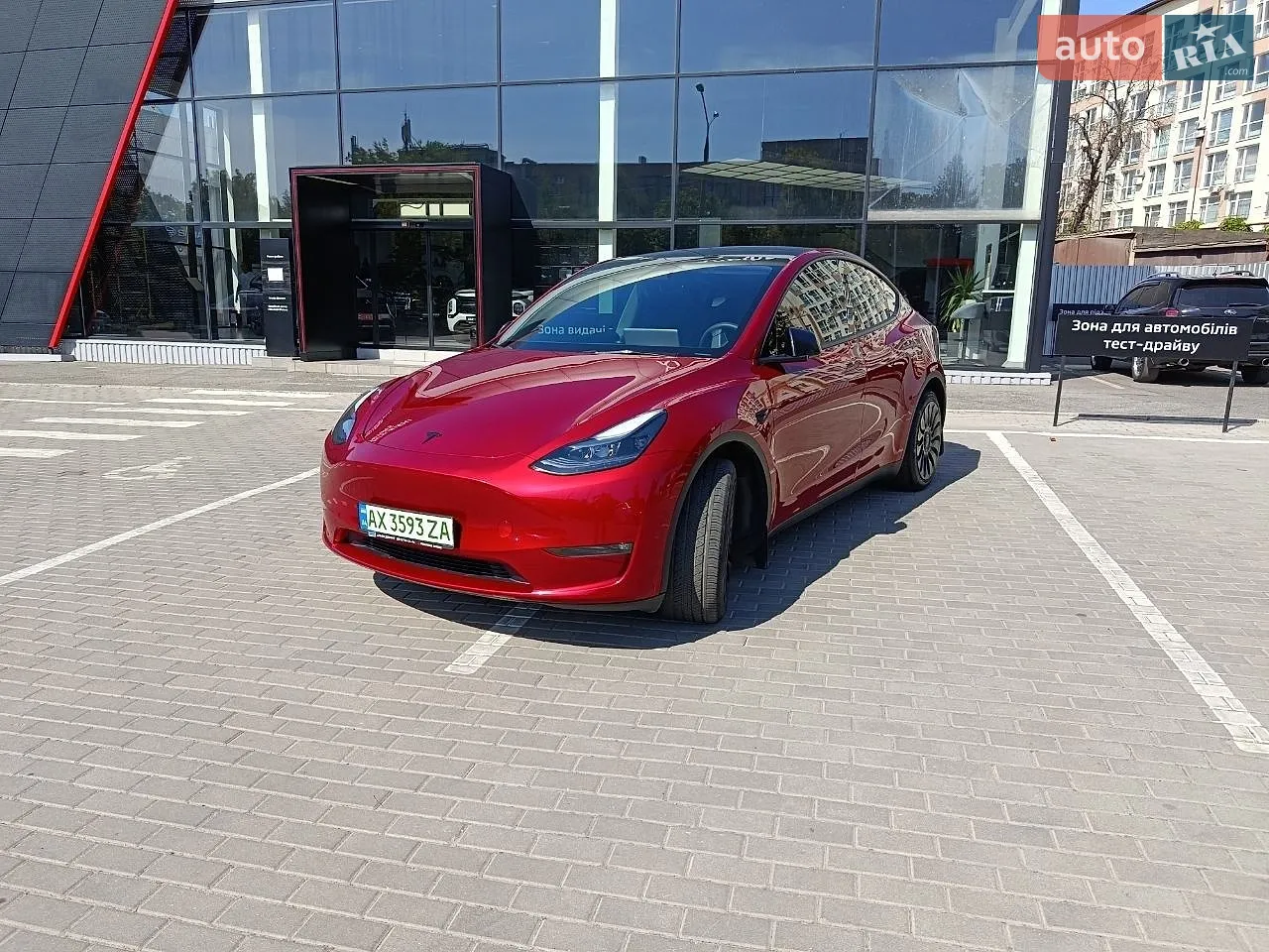2024 Tesla Model Y - мініатюра 33