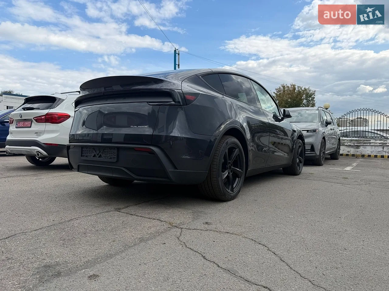 2026 Tesla Model Y - мініатюра 29
