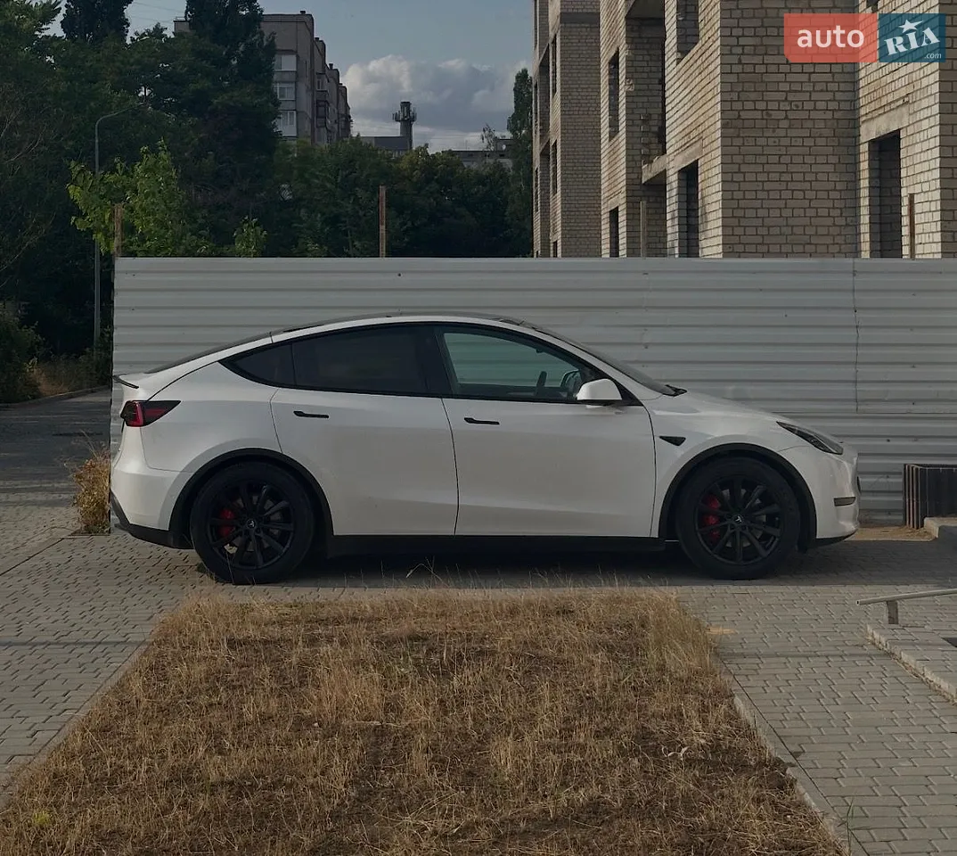 2022 Tesla Model Y - мініатюра 19