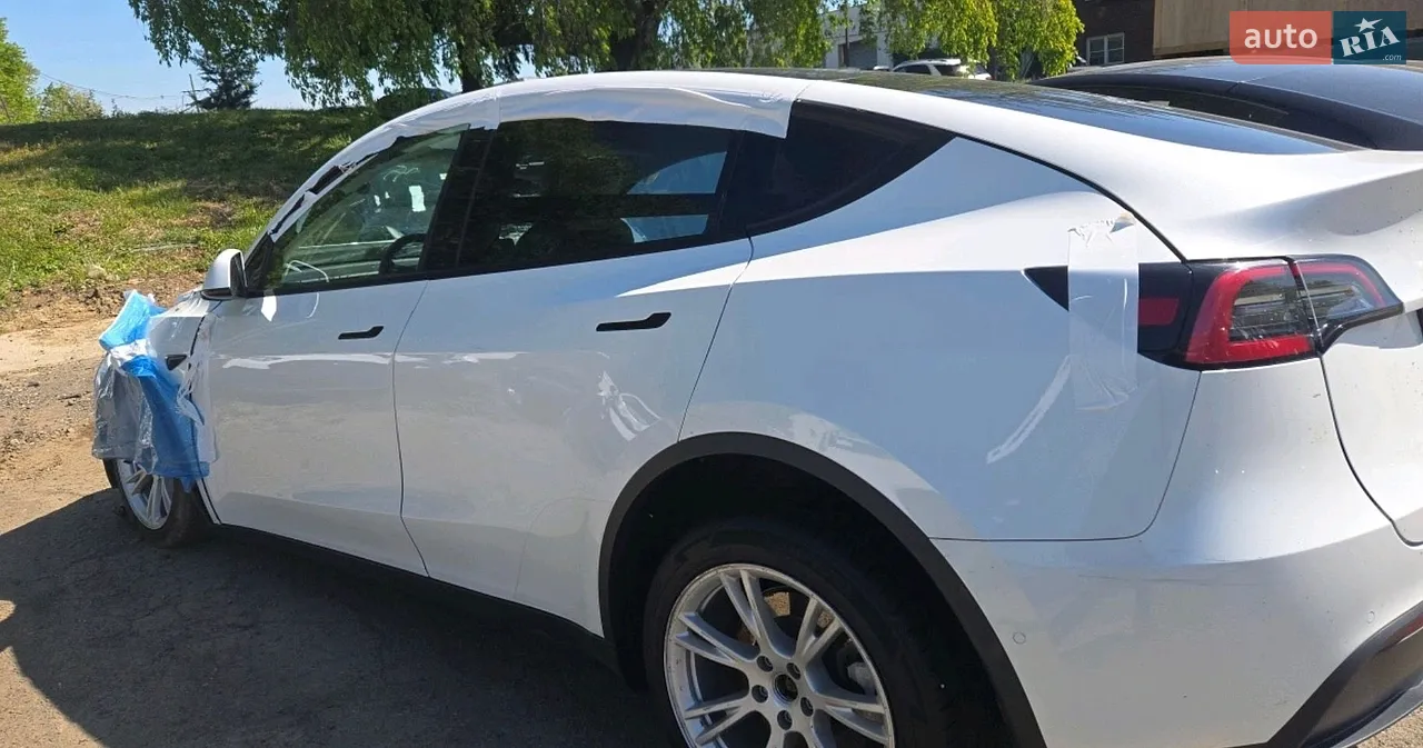 2022 Tesla Model Y - мініатюра 10