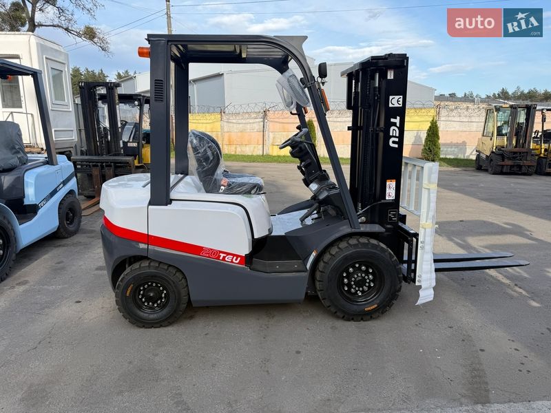 Вилочный погрузчик TEU FD 2026 в Киеве фото 4 Вилочный погрузчик TEU FD 2026 в Киеве