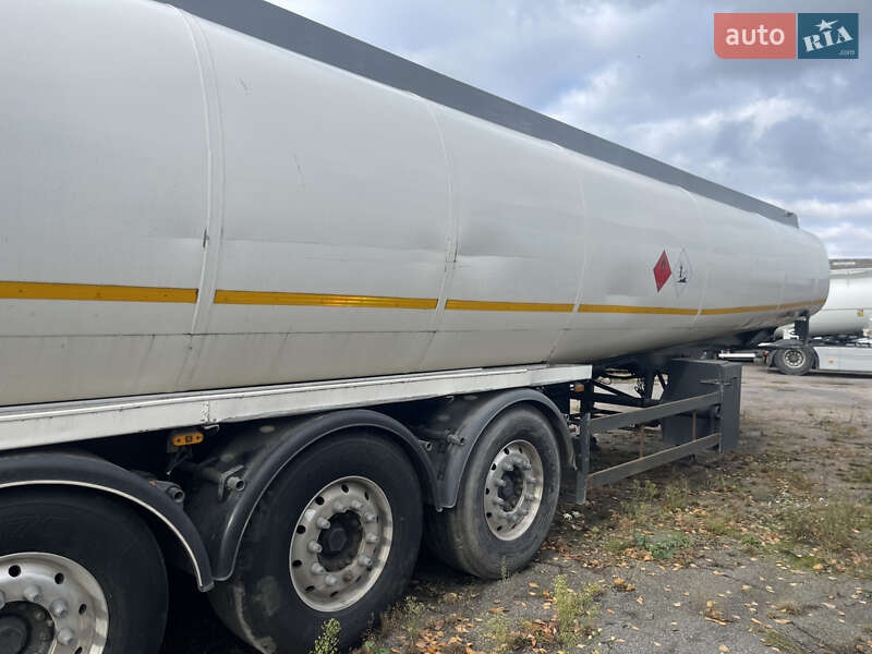 Цистерна Thompson Carmichael PT44/3 2005 в Березному фото 5 Цистерна Thompson Carmichael PT44/3 2005 в Березному