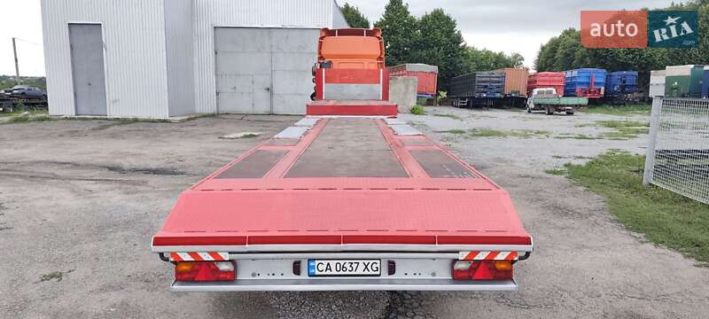 Низкорамна платформа Tirsan XS 2004 в Умані