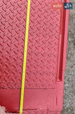 Низкорамная платформа Tirsan XS 2004 в Умани