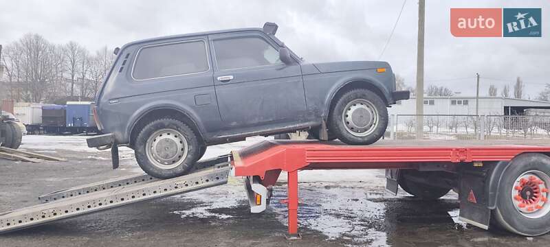 Низкорамная платформа Tirsan XS 2004 в Умани