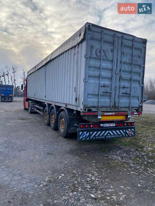 Контейнеровоз Titan CS3 2002 в 