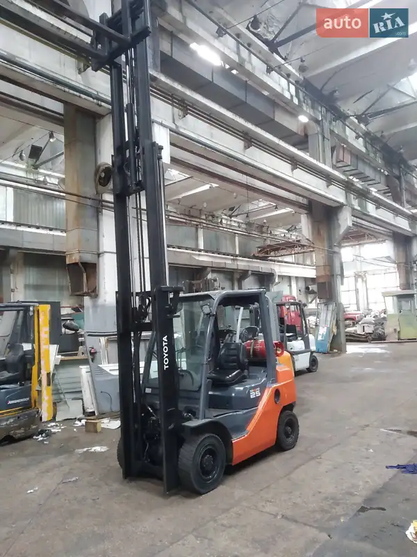 Toyota 02-2FG25 2008