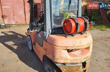 Вилочний навантажувач Toyota 02-2FG25 2005 в  фото 6 Вилочний навантажувач Toyota 02-2FG25 2005 в
