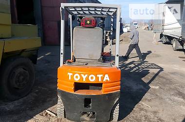 Вилочный погрузчик Toyota 02-3FD15 2005 в Беляевке