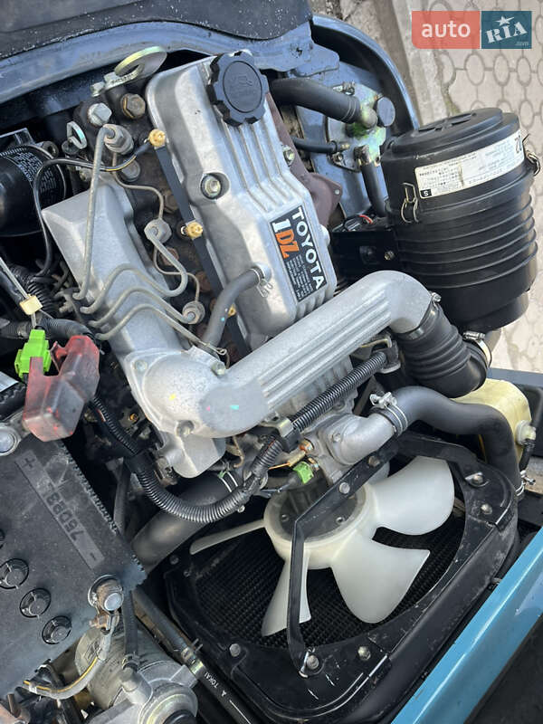 Вилочный погрузчик Toyota 02-6FDF15 1997 в Одессе фото 6 Вилочный погрузчик Toyota 02-6FDF15 1997 в Одессе