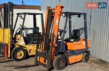 Вилочный погрузчик Toyota 02-6FDF15 1994 в Ковеле