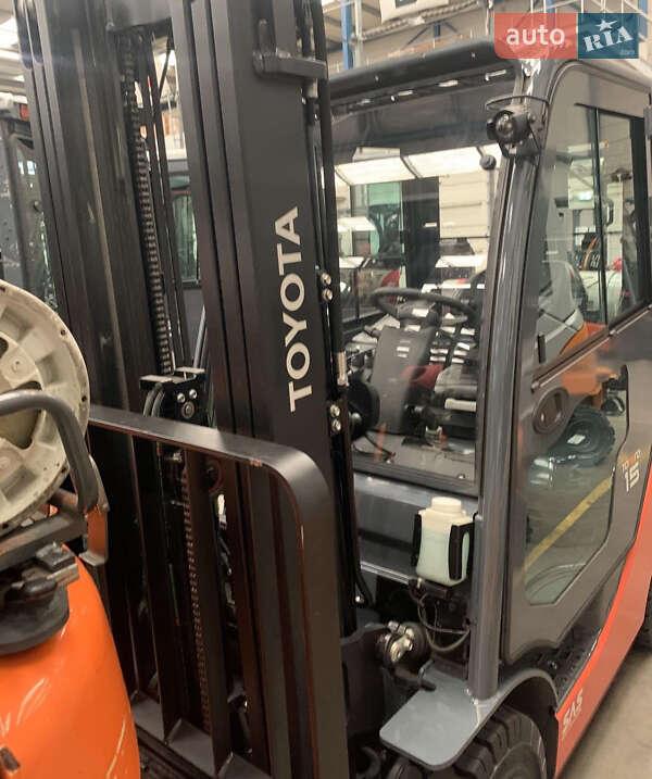 Toyota 02-7-FGF-15 2018
