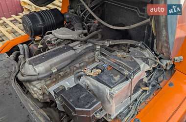 Вилочный погрузчик Toyota 02-7FGK40 2009 в 