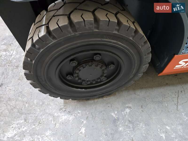 Вилочний навантажувач Toyota 02-8FDF 2017 в Києві