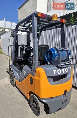 Вилочный погрузчик Toyota 02-8FGF15 2019 в 