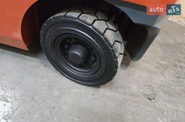 Вилочный погрузчик Toyota 02-8FGF15 2019 в 