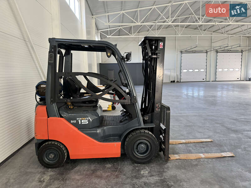 Вилочный погрузчик Toyota 02-8FGF15 2009 в Львове