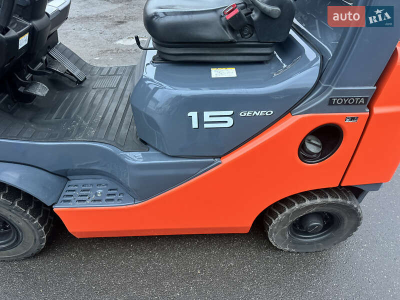 Вилочний навантажувач Toyota 02-8FGF15 2019 в Вінниці