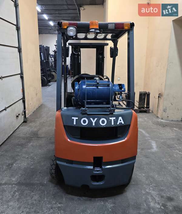 Вилочний навантажувач Toyota 02-8FGF15 2016 в Києві фото 10 Вилочний навантажувач Toyota 02-8FGF15 2016 в Києві