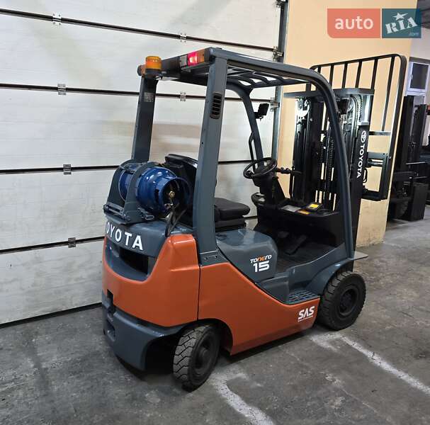 Вилочний навантажувач Toyota 02-8FGF15 2012 в Києві