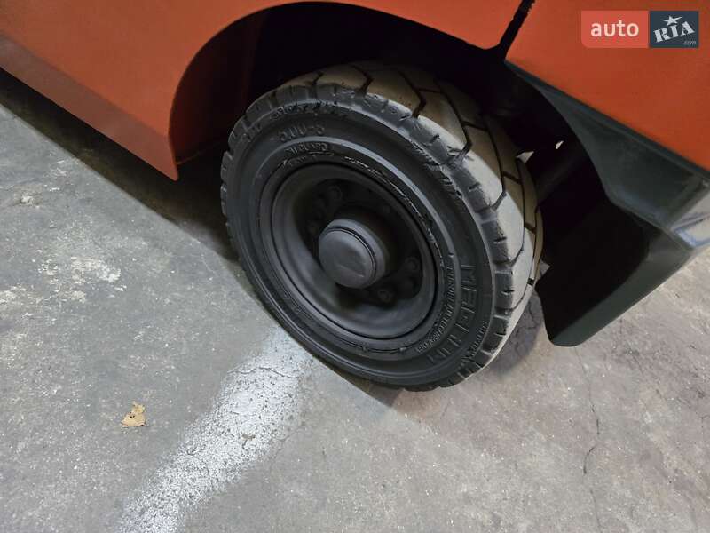 Вилочний навантажувач Toyota 02-8FGF15 2012 в Києві