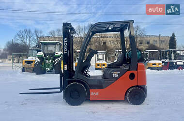 Вилочний навантажувач Toyota 02-8FGF15 2009 в Радомишлі