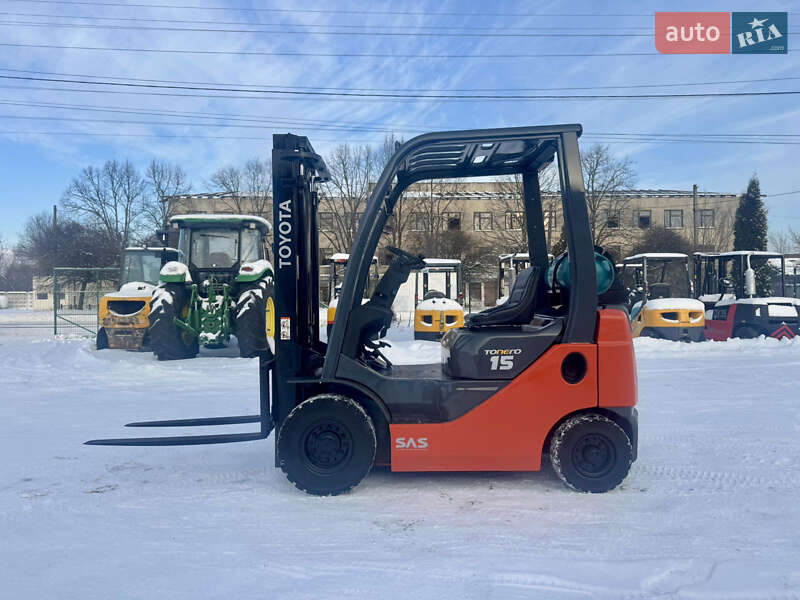 Toyota 02-8FGF15 2009