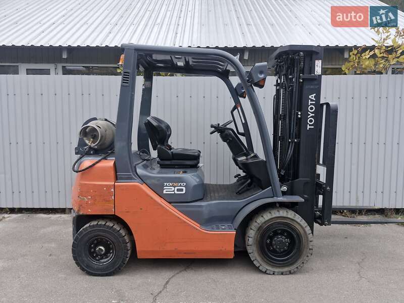 Вилочный погрузчик Toyota 02-8FGF20 2016 в Киеве фото 4 Вилочный погрузчик Toyota 02-8FGF20 2016 в Киеве