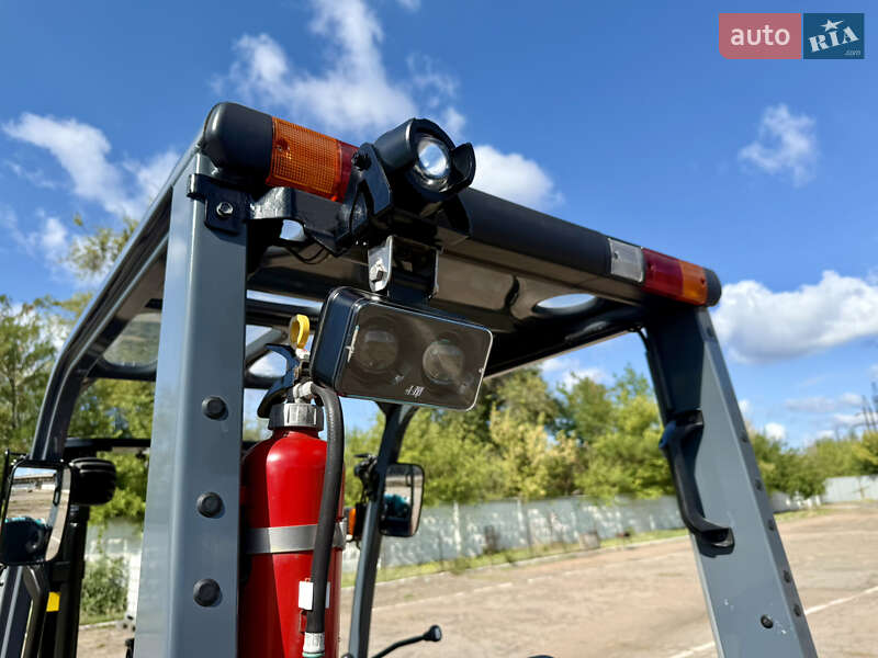 Вилочный погрузчик Toyota 02-8FGF20 2020 в Кривом Роге