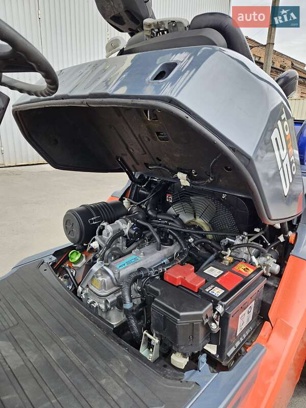 Вилочный погрузчик Toyota 02-8FGF25 2016 в Киеве фото 14 Вилочный погрузчик Toyota 02-8FGF25 2016 в Киеве