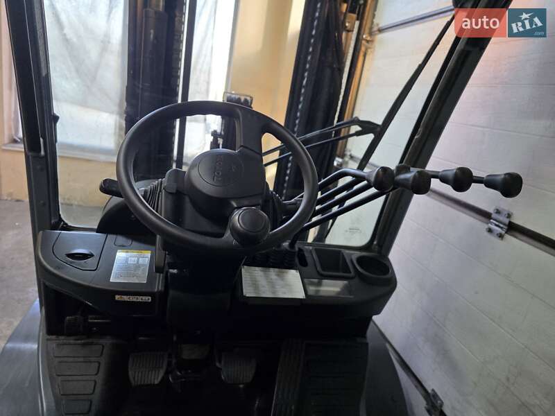 Вилочний навантажувач Toyota 02-8FGF30 2019 в Києві фото 13 Вилочний навантажувач Toyota 02-8FGF30 2019 в Києві