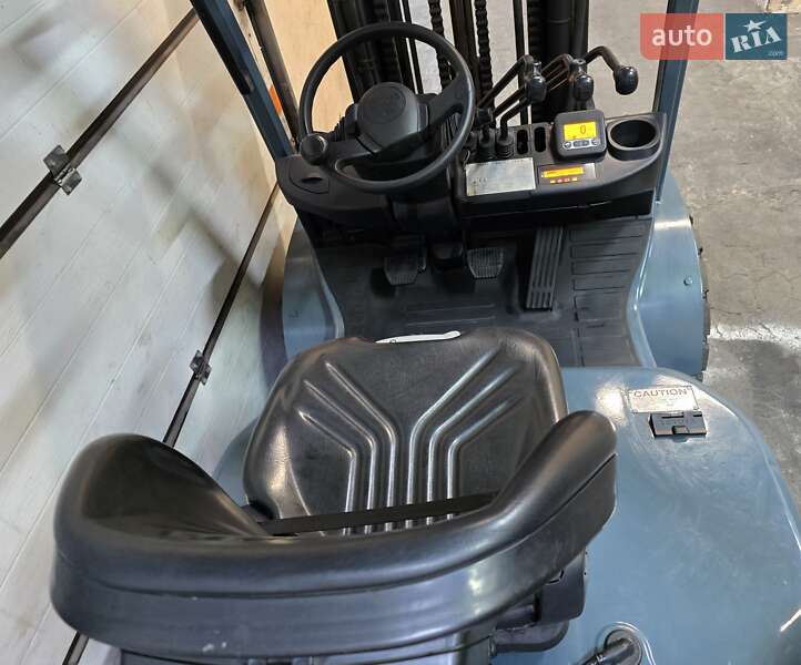 Вилочний навантажувач Toyota 02-8FGJF35 2008 в Києві